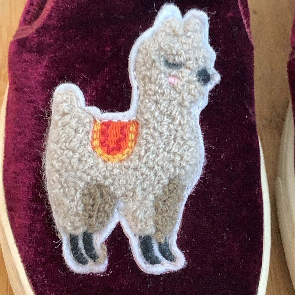 Soludos | Sangria 3D Llama Velvet Smoking Slip On Sneaker Slipper Shoes 6.5 - Picture 5 of 17